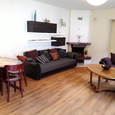 וילנה Old Town Apartment At Sv. Mikalojaus מראה חיצוני תמונה